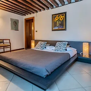 Apartment Palazzina Adorata - Venisejetaime, Venice