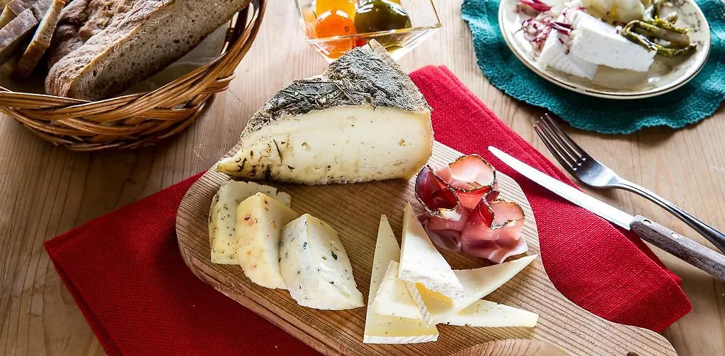 Farm stay Agriturismo Botondoro San Nicolo di Comelico Italy